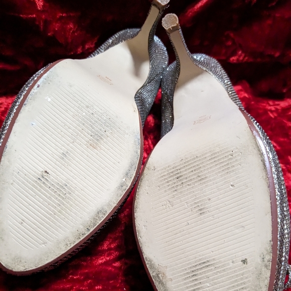 Sparkly champagne peep toe party shoes - put a bow on it! - Picture 3 of 8